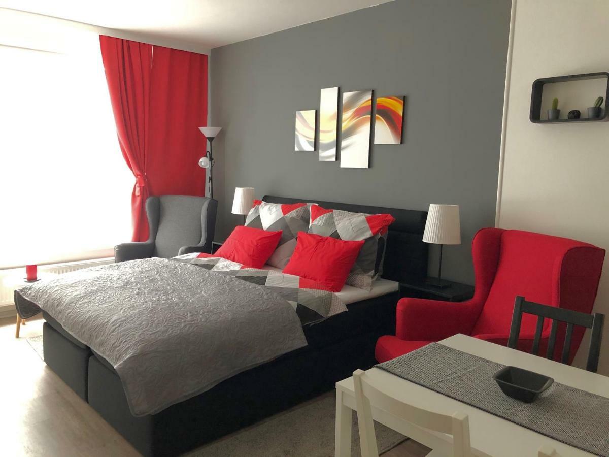 Rs Apartment *